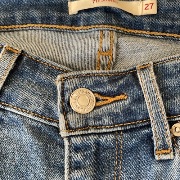 Levi’s Denim - Picture 3 of 6